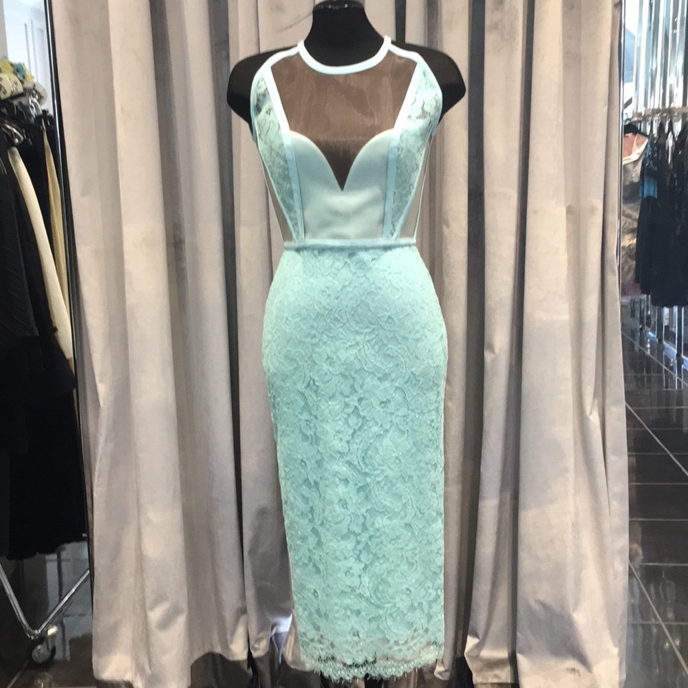 Alex Perry Designer Lace Dress